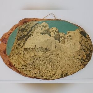 Vintage Mt Rushmore Decoupage Picture On Wood Slice 6” X 8” horizontal oval